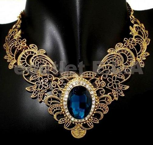 VINTAGE STYLE HUGE BLUE CRYSTAL FILIGREE NECKLACE
